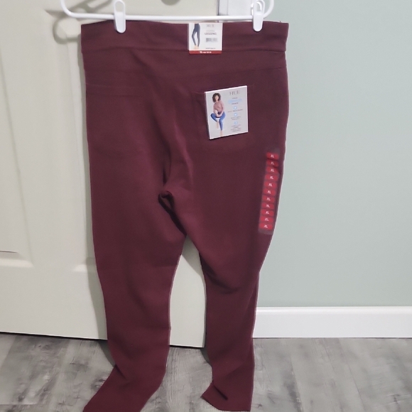 Maroon Leggings - Picture 3 of 3